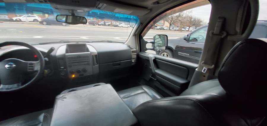 Used Nissan Titan XE Crew Cab 4WD 2005 | Rubber Bros Auto World. Brooklyn, New York Used Nissan Titan XE Crew Cab 4WD 2005 | Rubber Bros Auto World. Brooklyn, New York