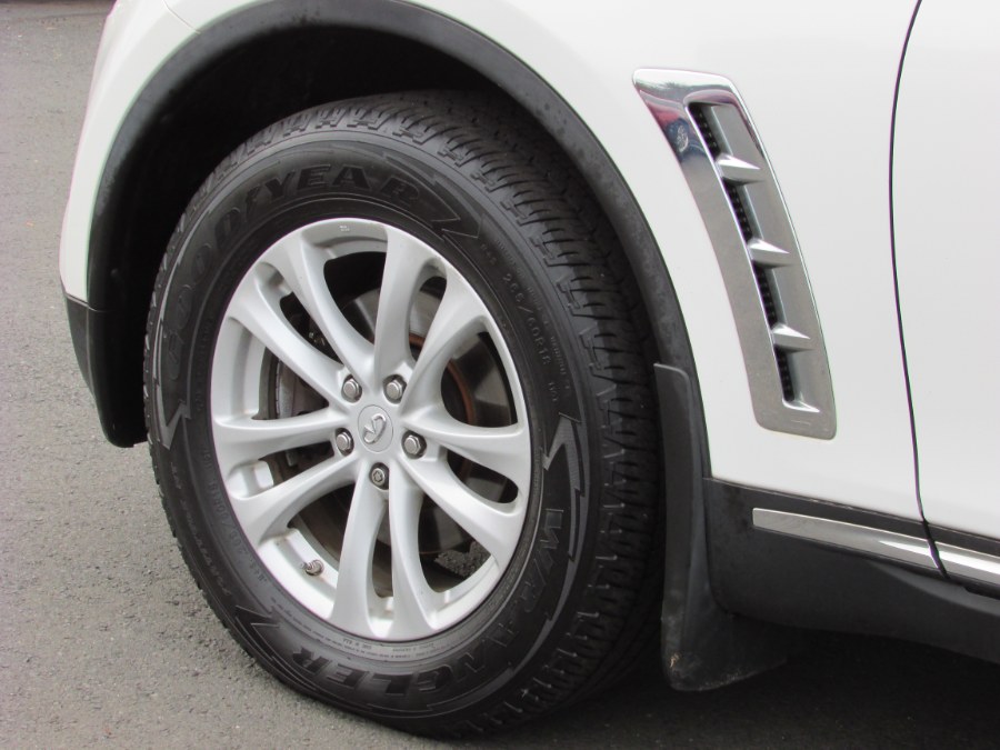 2012 Infiniti FX35 AWD 4dr, available for sale in East Windsor, Connecticut | United Auto Sales of E Windsor, Inc. East Windsor, Connecticut 2012 Infiniti FX35 AWD 4dr, available for sale in East Windsor, Connecticut | United Auto Sales of E Windsor, Inc. East Windsor, Connecticut