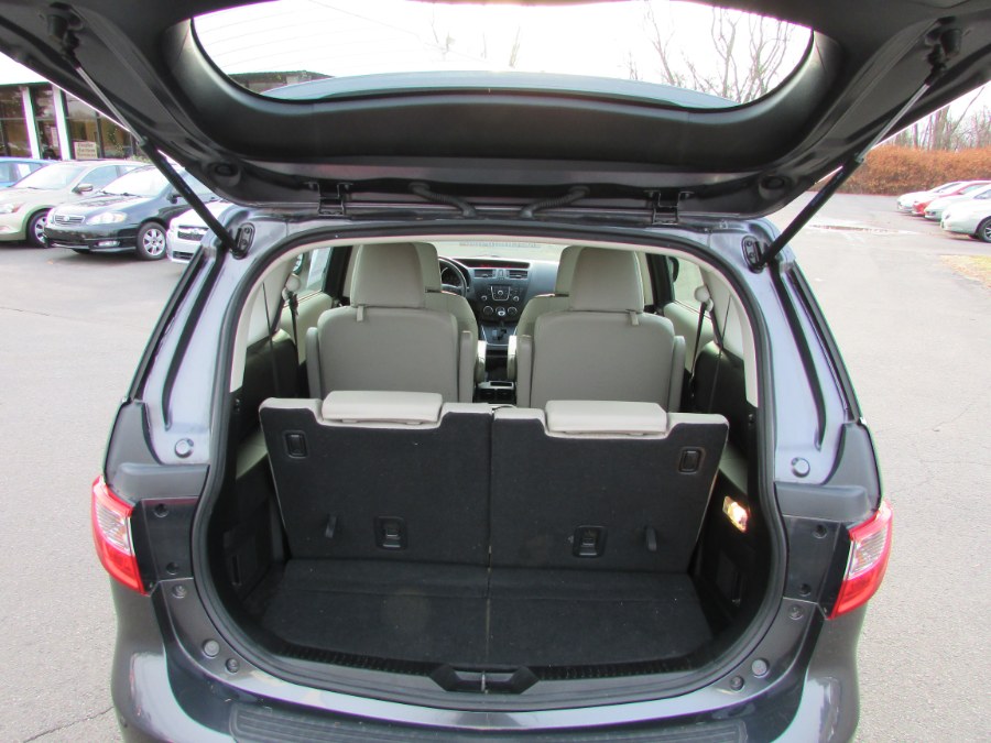 Used Mazda Mazda5 4dr Wgn Auto Grand Touring 2014 | United Auto Sales of E Windsor, Inc. East Windsor, Connecticut Used Mazda Mazda5 4dr Wgn Auto Grand Touring 2014 | United Auto Sales of E Windsor, Inc. East Windsor, Connecticut
