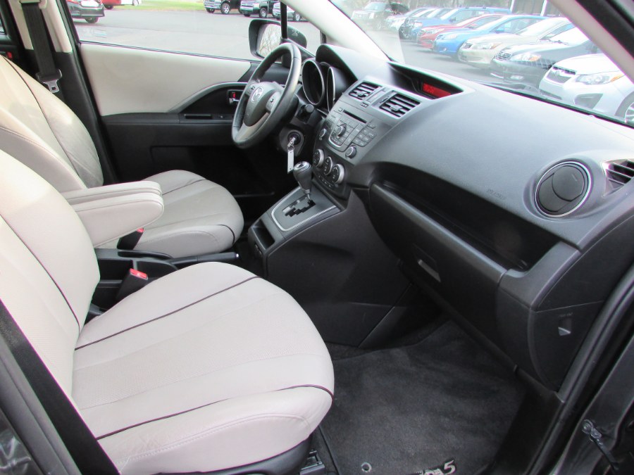 Used Mazda Mazda5 4dr Wgn Auto Grand Touring 2014 | United Auto Sales of E Windsor, Inc. East Windsor, Connecticut Used Mazda Mazda5 4dr Wgn Auto Grand Touring 2014 | United Auto Sales of E Windsor, Inc. East Windsor, Connecticut