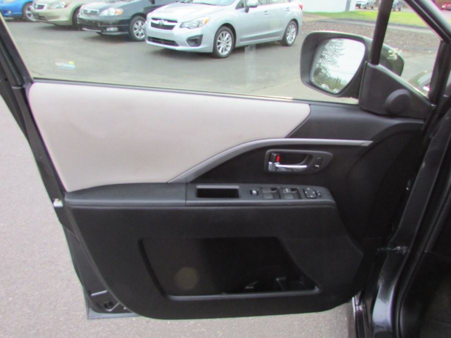 Used Mazda Mazda5 4dr Wgn Auto Grand Touring 2014 | United Auto Sales of E Windsor, Inc. East Windsor, Connecticut Used Mazda Mazda5 4dr Wgn Auto Grand Touring 2014 | United Auto Sales of E Windsor, Inc. East Windsor, Connecticut