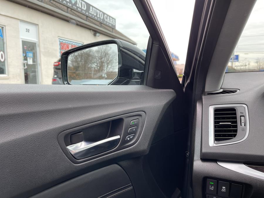 2017 Acura TLX FWD w/Technology Pkg, available for sale in Vernon, Connecticut | TD Automotive Enterprises LLC DBA Diamond Auto Cars. Vernon, Connecticut 2017 Acura TLX FWD w/Technology Pkg, available for sale in Vernon, Connecticut | TD Automotive Enterprises LLC DBA Diamond Auto Cars. Vernon, Connecticut