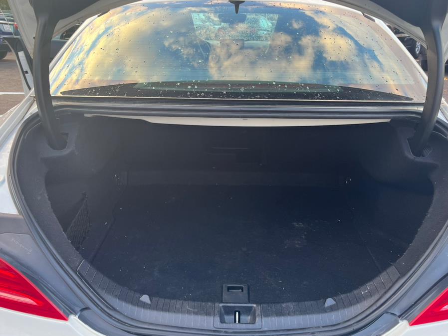 2015 Mercedes-Benz C-Class 4dr Sdn C300 Luxury 4MATIC, available for sale in Elmont, New York | Sunrise of Elmont. Elmont, New York 2015 Mercedes-Benz C-Class 4dr Sdn C300 Luxury 4MATIC, available for sale in Elmont, New York | Sunrise of Elmont. Elmont, New York