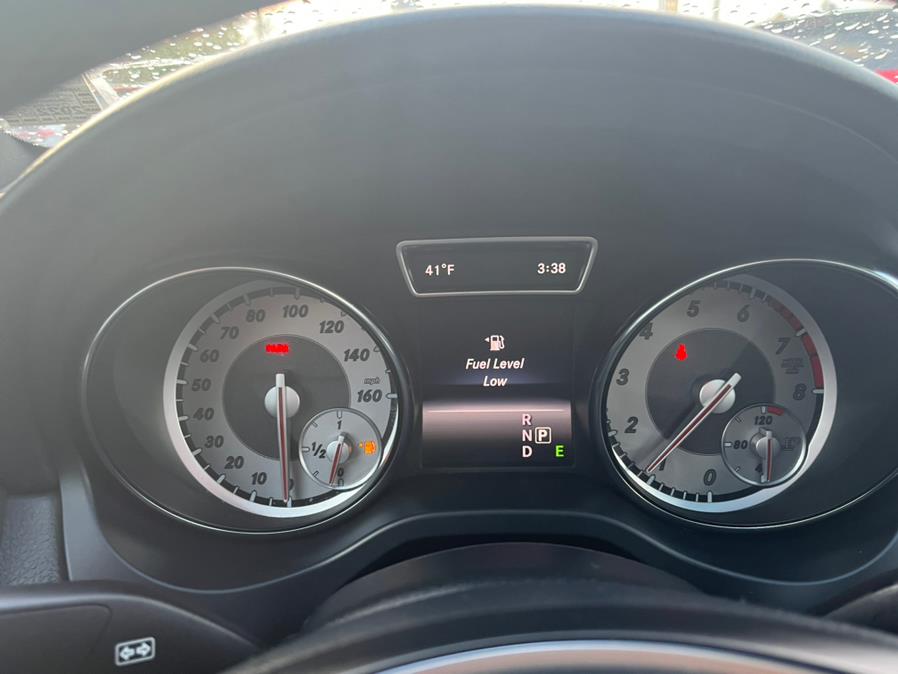 2015 Mercedes-Benz C-Class 4dr Sdn C300 Luxury 4MATIC, available for sale in Elmont, New York | Sunrise of Elmont. Elmont, New York 2015 Mercedes-Benz C-Class 4dr Sdn C300 Luxury 4MATIC, available for sale in Elmont, New York | Sunrise of Elmont. Elmont, New York