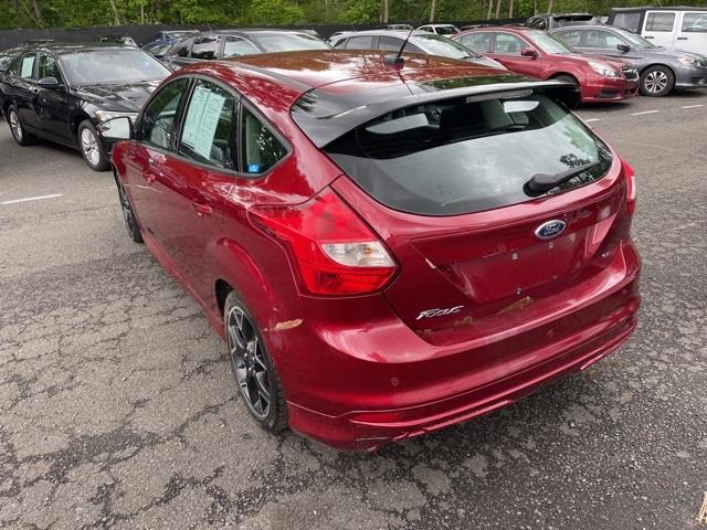Used Ford Focus SE 2014 | Blasius Federal Road. Brookfield, Connecticut Used Ford Focus SE 2014 | Blasius Federal Road. Brookfield, Connecticut