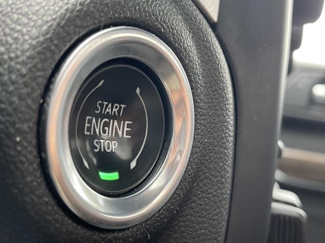 Used Chevrolet Silverado 1500 LT 2019 | Blasius Federal Road. Brookfield, Connecticut Used Chevrolet Silverado 1500 LT 2019 | Blasius Federal Road. Brookfield, Connecticut