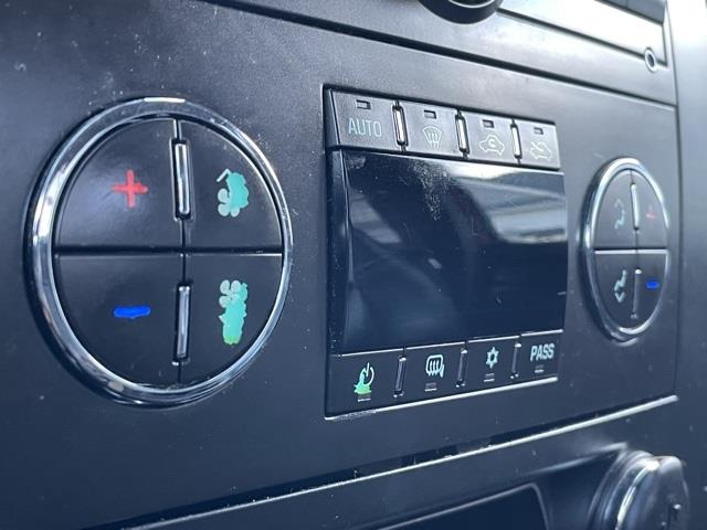 Used Chevrolet Silverado 1500 LT 2010 | Blasius Federal Road. Brookfield, Connecticut Used Chevrolet Silverado 1500 LT 2010 | Blasius Federal Road. Brookfield, Connecticut