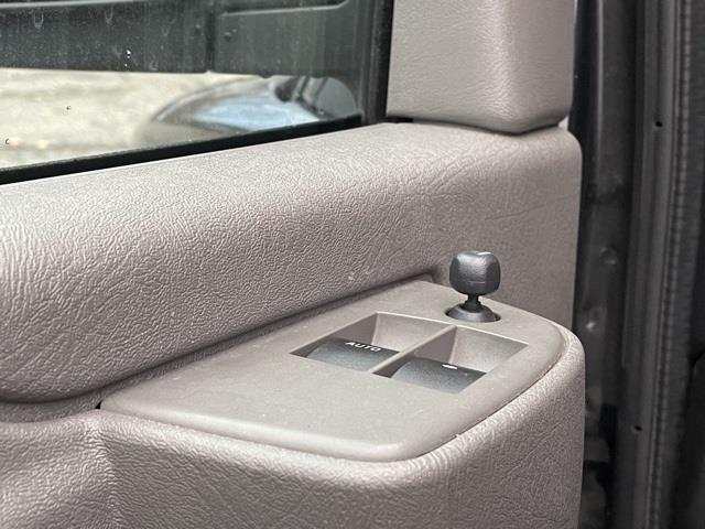 Used Chevrolet Express 3500 LT 2018 | Blasius Federal Road. Brookfield, Connecticut Used Chevrolet Express 3500 LT 2018 | Blasius Federal Road. Brookfield, Connecticut