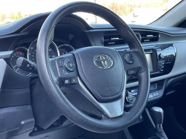 Used Toyota Corolla L 2015 | Blasius Federal Road. Brookfield, Connecticut Used Toyota Corolla L 2015 | Blasius Federal Road. Brookfield, Connecticut