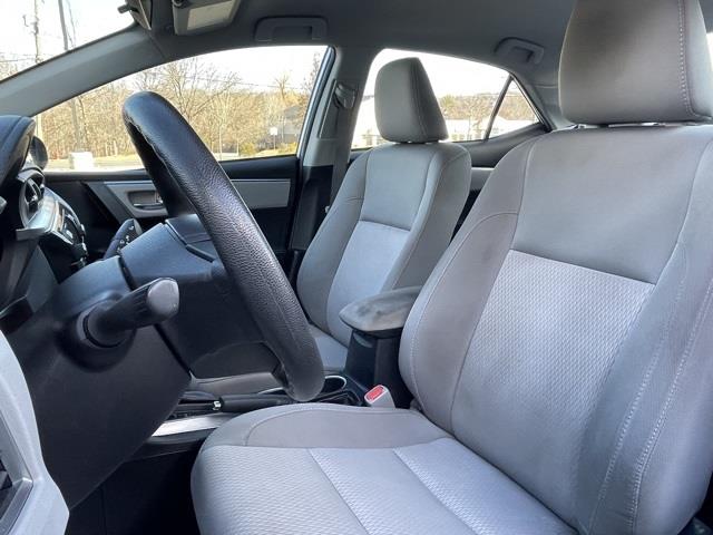 Used Toyota Corolla L 2015 | Blasius Federal Road. Brookfield, Connecticut Used Toyota Corolla L 2015 | Blasius Federal Road. Brookfield, Connecticut