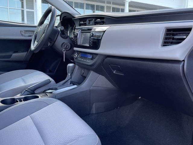 Used Toyota Corolla L 2015 | Blasius Federal Road. Brookfield, Connecticut Used Toyota Corolla L 2015 | Blasius Federal Road. Brookfield, Connecticut