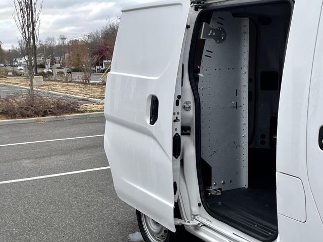 Used Nissan Nv200 S 2017 | Blasius Federal Road. Brookfield, Connecticut Used Nissan Nv200 S 2017 | Blasius Federal Road. Brookfield, Connecticut