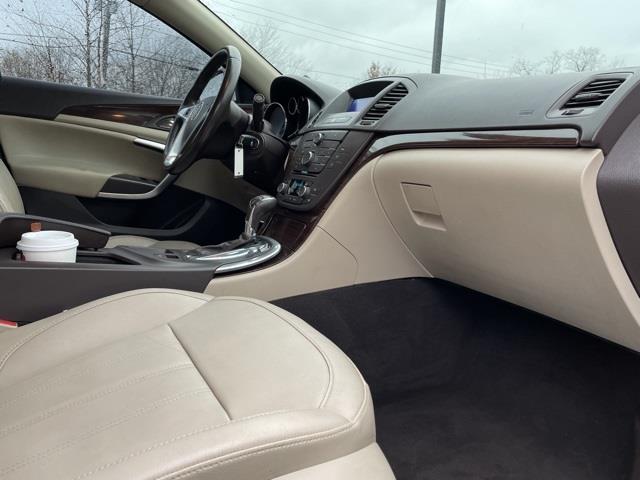 Used Buick Regal CXL Turbo 2011 | Blasius Federal Road. Brookfield, Connecticut Used Buick Regal CXL Turbo 2011 | Blasius Federal Road. Brookfield, Connecticut