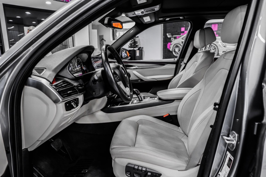 Used BMW X5 sDrive35i Sports Activity Vehicle 2017 | 26 Motors Long Island. ELMONT, New York Used BMW X5 sDrive35i Sports Activity Vehicle 2017 | 26 Motors Long Island. ELMONT, New York