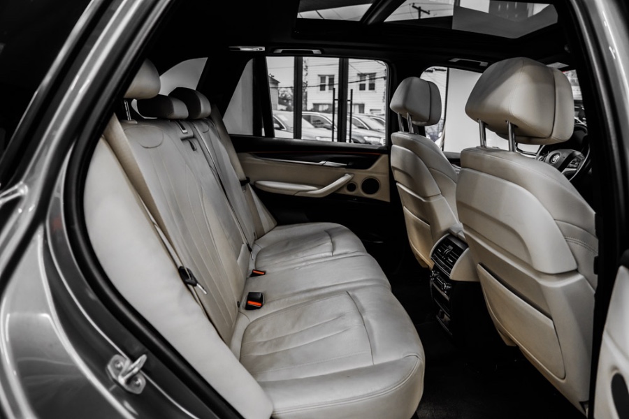 Used BMW X5 sDrive35i Sports Activity Vehicle 2017 | 26 Motors Long Island. ELMONT, New York Used BMW X5 sDrive35i Sports Activity Vehicle 2017 | 26 Motors Long Island. ELMONT, New York