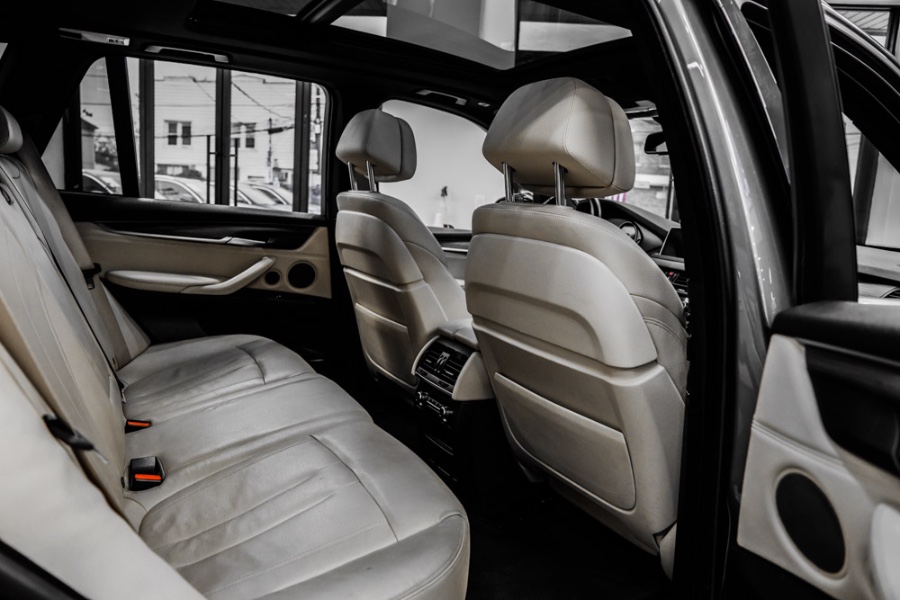 Used BMW X5 sDrive35i Sports Activity Vehicle 2017 | 26 Motors Long Island. ELMONT, New York Used BMW X5 sDrive35i Sports Activity Vehicle 2017 | 26 Motors Long Island. ELMONT, New York