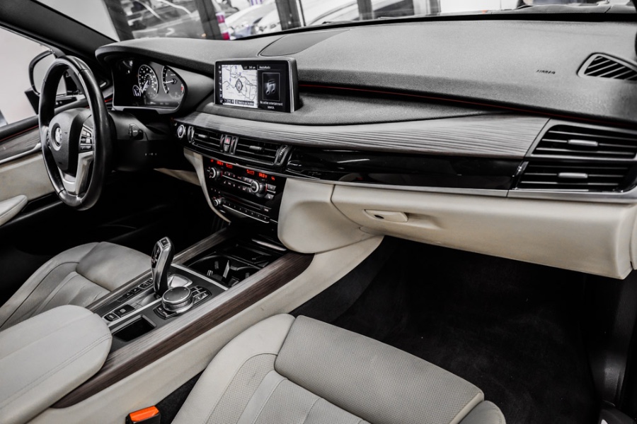 Used BMW X5 sDrive35i Sports Activity Vehicle 2017 | 26 Motors Long Island. ELMONT, New York Used BMW X5 sDrive35i Sports Activity Vehicle 2017 | 26 Motors Long Island. ELMONT, New York