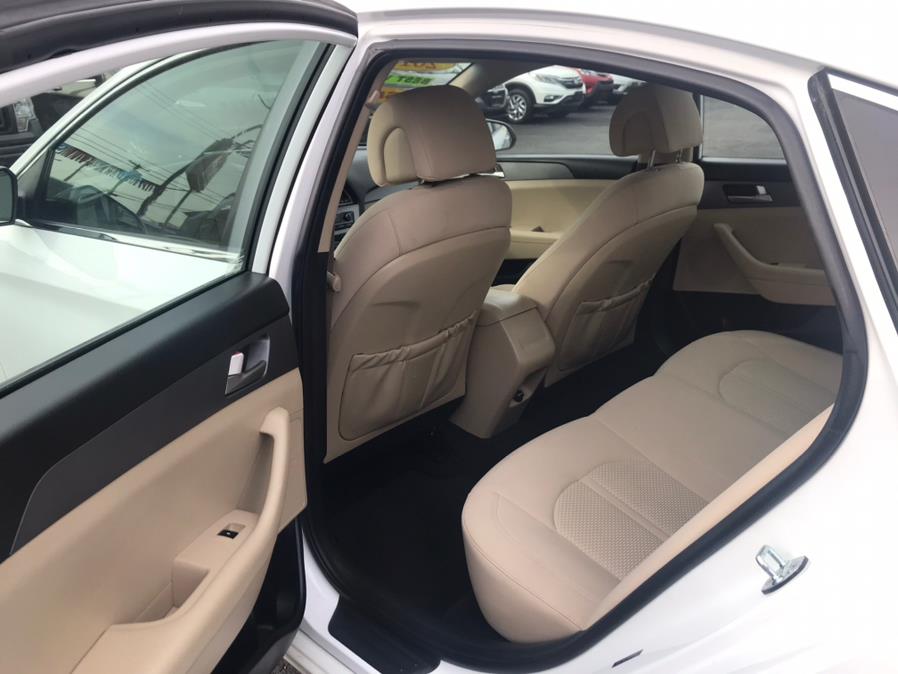 2017 Hyundai Sonata SE 2.4, available for sale in Bridgeport, Connecticut | Affordable Motors Inc. Bridgeport, Connecticut 2017 Hyundai Sonata SE 2.4, available for sale in Bridgeport, Connecticut | Affordable Motors Inc. Bridgeport, Connecticut