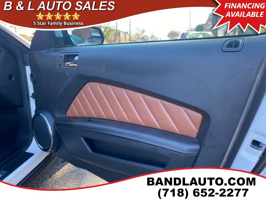 Used Ford Mustang 2dr Coupe V6 Premium 2011 | B & L Auto Sales LLC. Bronx, New York