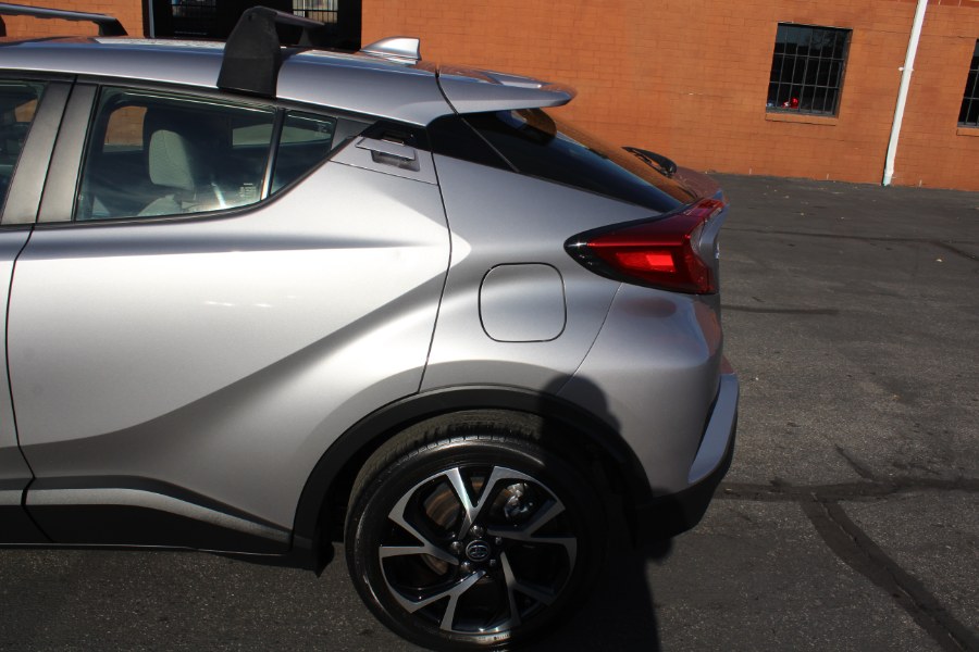 Used Toyota C-HR XLE 2019 | Car Tec Enterprise Leasing & Sales LLC. Deer Park, New York Used Toyota C-HR XLE 2019 | Car Tec Enterprise Leasing & Sales LLC. Deer Park, New York