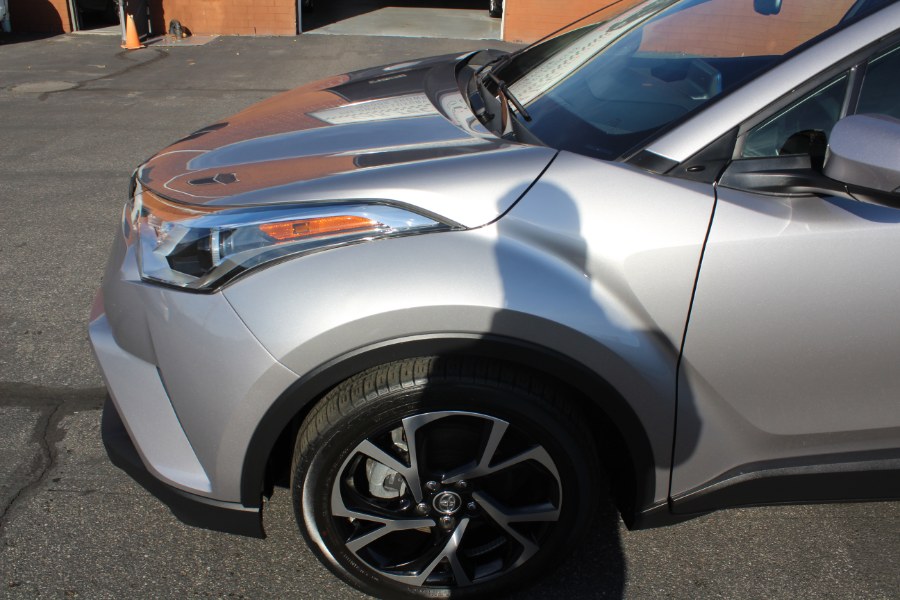 Used Toyota C-HR XLE 2019 | Car Tec Enterprise Leasing & Sales LLC. Deer Park, New York Used Toyota C-HR XLE 2019 | Car Tec Enterprise Leasing & Sales LLC. Deer Park, New York