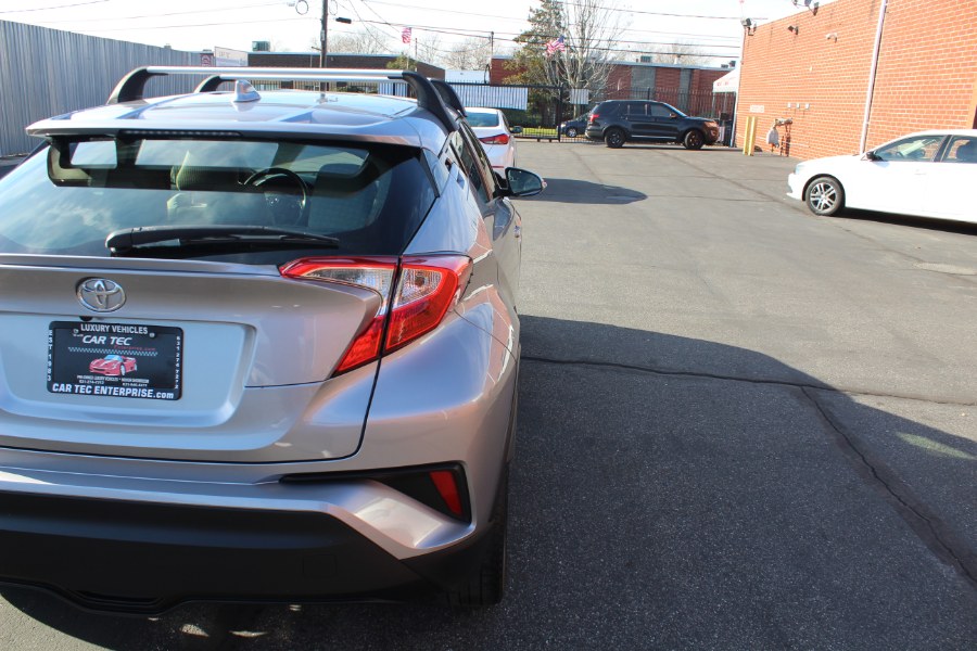 Used Toyota C-HR XLE 2019 | Car Tec Enterprise Leasing & Sales LLC. Deer Park, New York Used Toyota C-HR XLE 2019 | Car Tec Enterprise Leasing & Sales LLC. Deer Park, New York
