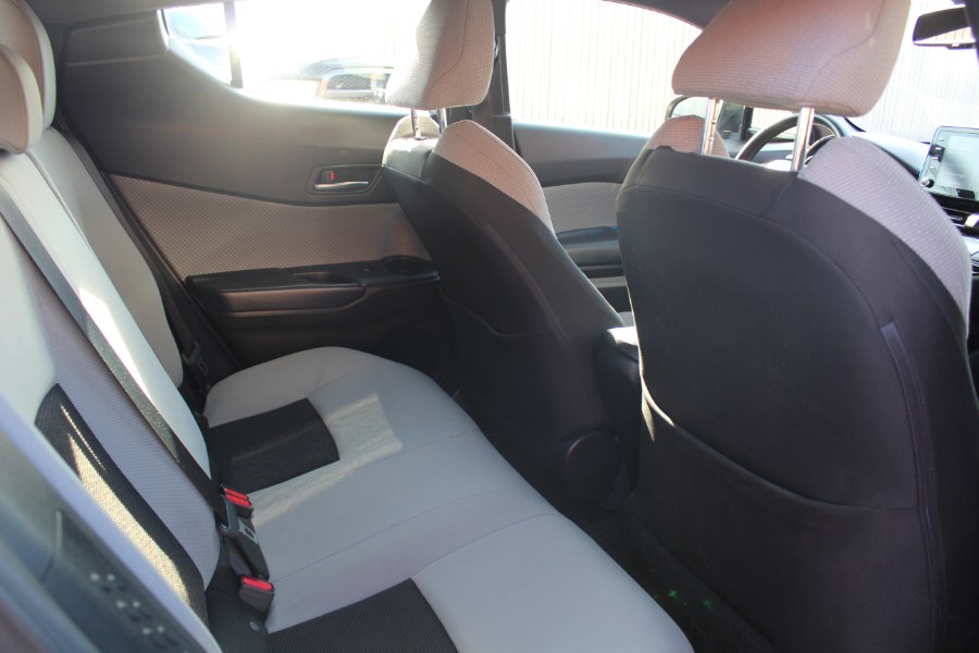 Used Toyota C-HR XLE 2019 | Car Tec Enterprise Leasing & Sales LLC. Deer Park, New York Used Toyota C-HR XLE 2019 | Car Tec Enterprise Leasing & Sales LLC. Deer Park, New York