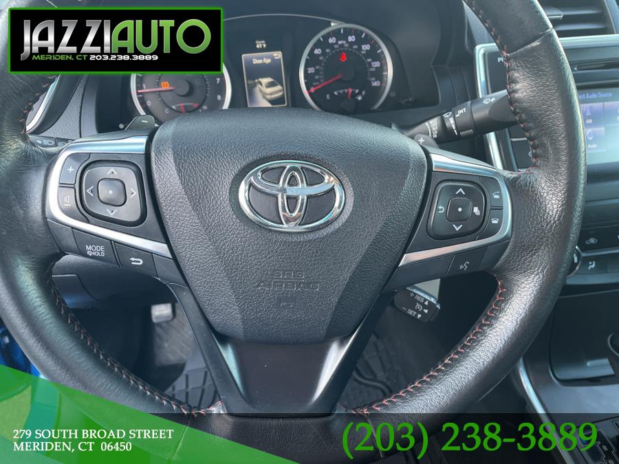 Used Toyota Camry SE Automatic (Natl) 2017 | Jazzi Auto Sales LLC. Meriden, Connecticut