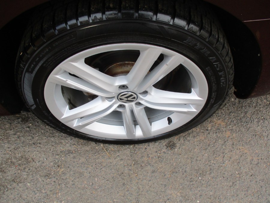 2012 Volkswagen Passat 4dr Sdn 2.0L DSG TDI SEL Premium, available for sale in Meriden, Connecticut | Cos Central Auto. Meriden, Connecticut 2012 Volkswagen Passat 4dr Sdn 2.0L DSG TDI SEL Premium, available for sale in Meriden, Connecticut | Cos Central Auto. Meriden, Connecticut