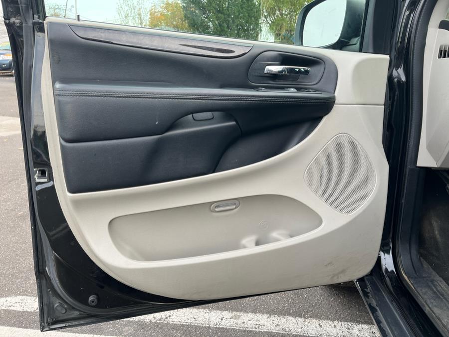 Used Dodge Grand Caravan American Value Pkg. LOW MILES! 2016 | Sunrise Auto Sales. Rosedale, New York Used Dodge Grand Caravan American Value Pkg. LOW MILES! 2016 | Sunrise Auto Sales. Rosedale, New York