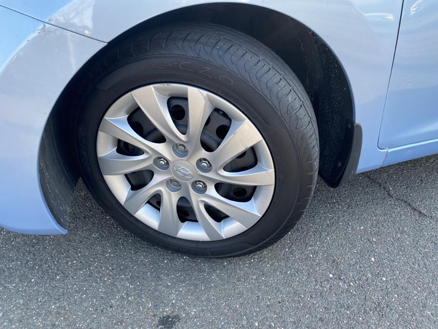 2013 Hyundai Elantra 4dr Sdn Auto GLS PZEV, available for sale in Little Ferry, New Jersey | Victoria Preowned Autos Inc. Little Ferry, New Jersey 2013 Hyundai Elantra 4dr Sdn Auto GLS PZEV, available for sale in Little Ferry, New Jersey | Victoria Preowned Autos Inc. Little Ferry, New Jersey