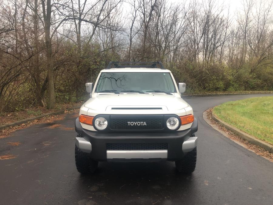 Used Toyota FJ Cruiser 4WD 4dr Auto (Natl) 2014 | Wholesale Direct Motors. Beavercreek, Ohio Used Toyota FJ Cruiser 4WD 4dr Auto (Natl) 2014 | Wholesale Direct Motors. Beavercreek, Ohio