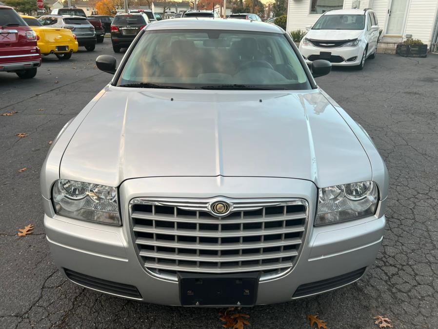 Used Chrysler 300 4dr Sdn 300 LX RWD 2008 | Mint Auto Sales. Islip, New York Used Chrysler 300 4dr Sdn 300 LX RWD 2008 | Mint Auto Sales. Islip, New York