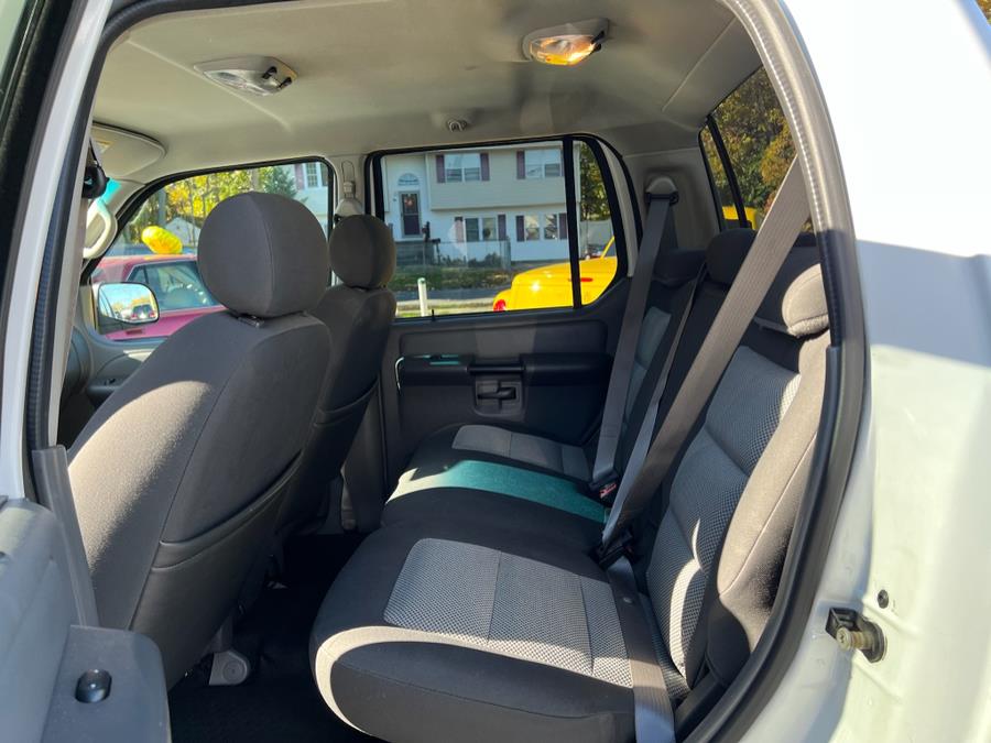 Used Ford Explorer Sport Trac 4dr 126" WB 4WD XLT 2005 | Mint Auto Sales. Islip, New York Used Ford Explorer Sport Trac 4dr 126" WB 4WD XLT 2005 | Mint Auto Sales. Islip, New York