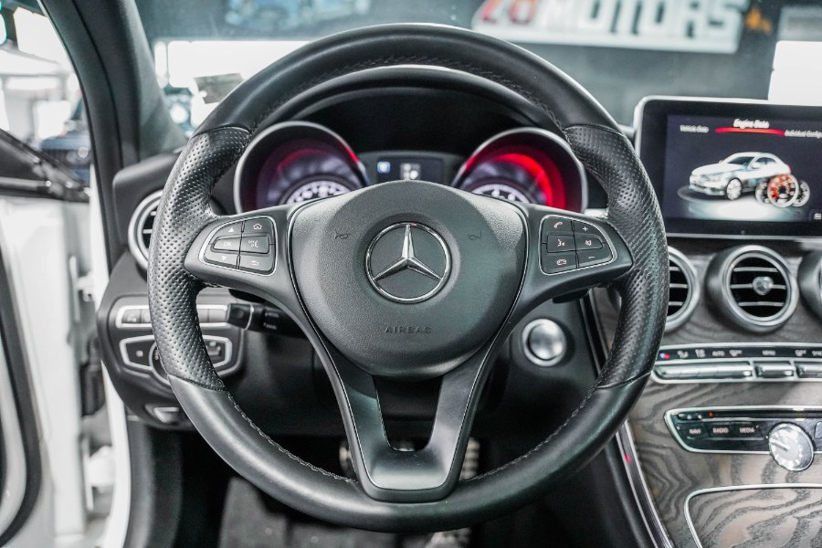 Used Mercedes-Benz C-Class C 300 4MATIC Sedan 2018 | 26 Motors Corp. Bronx, New York Used Mercedes-Benz C-Class C 300 4MATIC Sedan 2018 | 26 Motors Corp. Bronx, New York