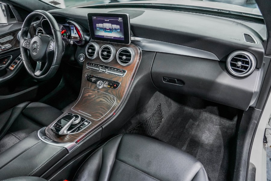 Used Mercedes-Benz C-Class C 300 4MATIC Sedan 2018 | 26 Motors Corp. Bronx, New York Used Mercedes-Benz C-Class C 300 4MATIC Sedan 2018 | 26 Motors Corp. Bronx, New York