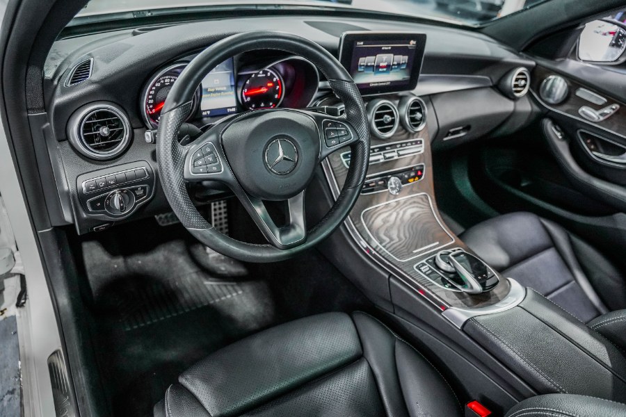Used Mercedes-Benz C-Class C 300 4MATIC Sedan 2018 | 26 Motors Corp. Bronx, New York Used Mercedes-Benz C-Class C 300 4MATIC Sedan 2018 | 26 Motors Corp. Bronx, New York