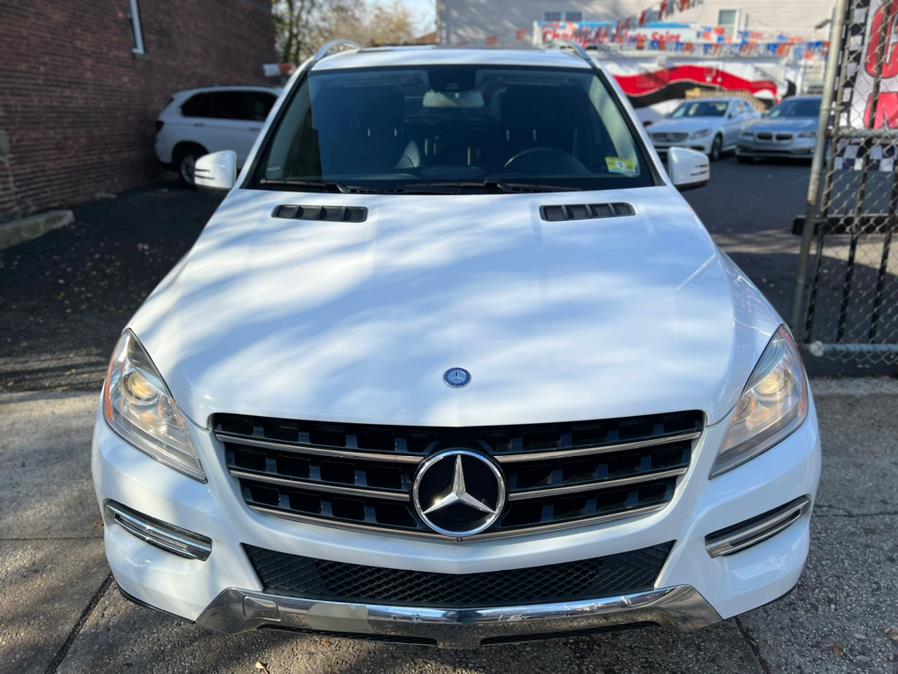 Used Mercedes-Benz M-Class 4MATIC 4dr ML350 2015 | Champion Used Auto Sales LLC. Newark, New Jersey