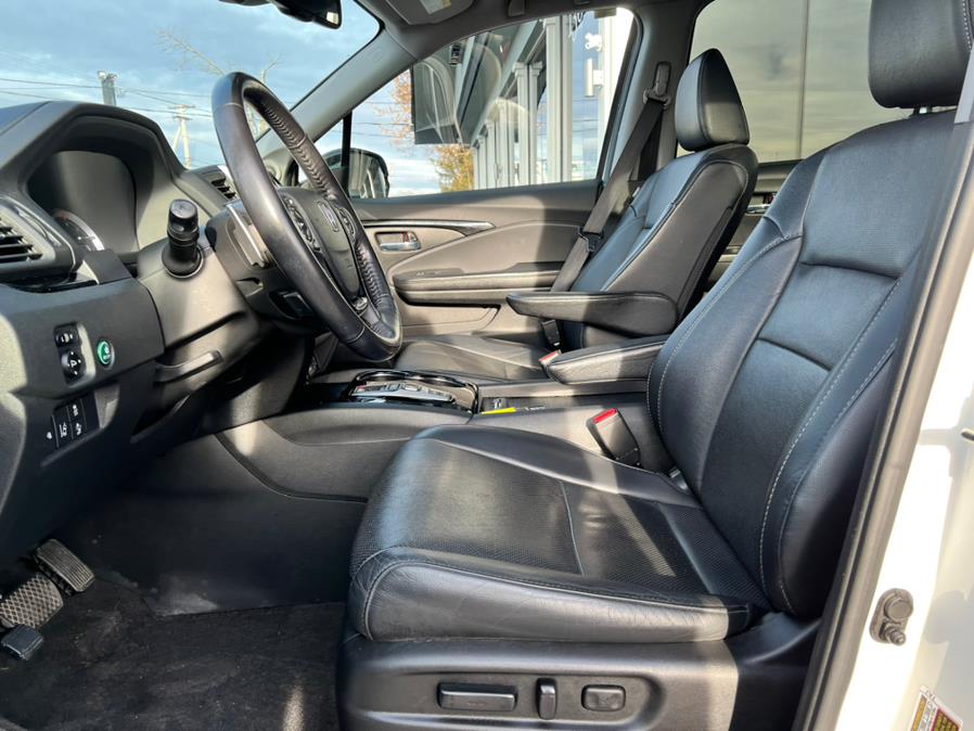 Used Honda Pilot Elite AWD 2017 | Prestige Pre-Owned Motors Inc. New Windsor, New York Used Honda Pilot Elite AWD 2017 | Prestige Pre-Owned Motors Inc. New Windsor, New York