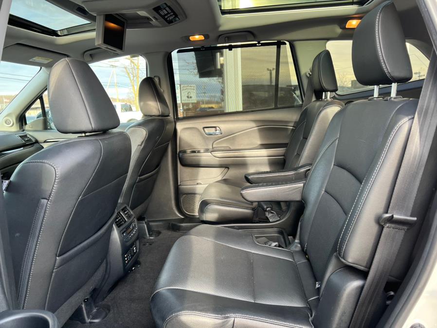 Used Honda Pilot Elite AWD 2017 | Prestige Pre-Owned Motors Inc. New Windsor, New York Used Honda Pilot Elite AWD 2017 | Prestige Pre-Owned Motors Inc. New Windsor, New York