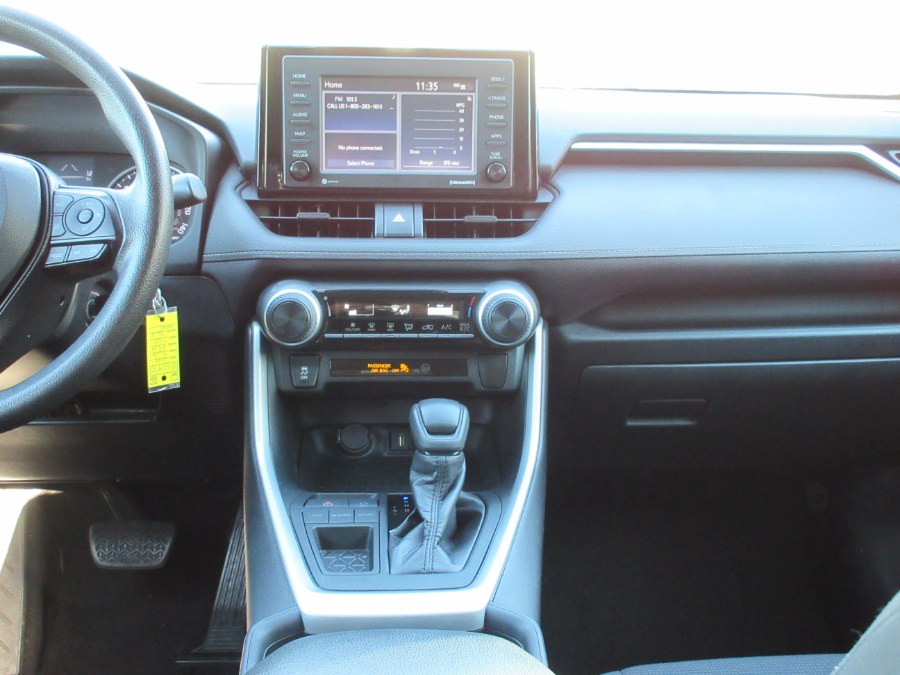 Used Toyota RAV4 LE FWD (Natl) 2020 | Route 27 Auto Mall. Linden, New Jersey Used Toyota RAV4 LE FWD (Natl) 2020 | Route 27 Auto Mall. Linden, New Jersey