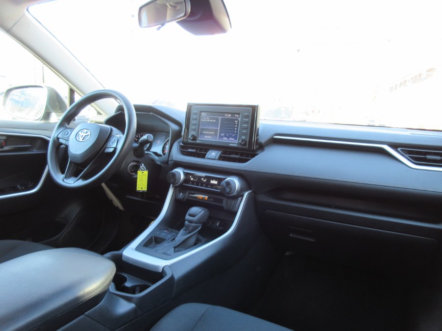 Used Toyota RAV4 LE FWD (Natl) 2020 | Route 27 Auto Mall. Linden, New Jersey Used Toyota RAV4 LE FWD (Natl) 2020 | Route 27 Auto Mall. Linden, New Jersey