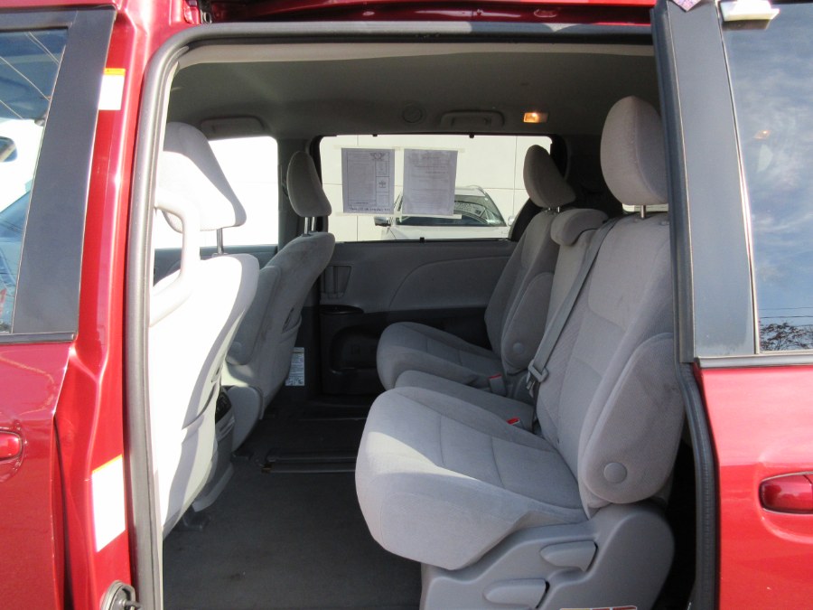 Used Toyota Sienna LE FWD 8-Passenger (Natl) 2020 | Route 27 Auto Mall. Linden, New Jersey Used Toyota Sienna LE FWD 8-Passenger (Natl) 2020 | Route 27 Auto Mall. Linden, New Jersey