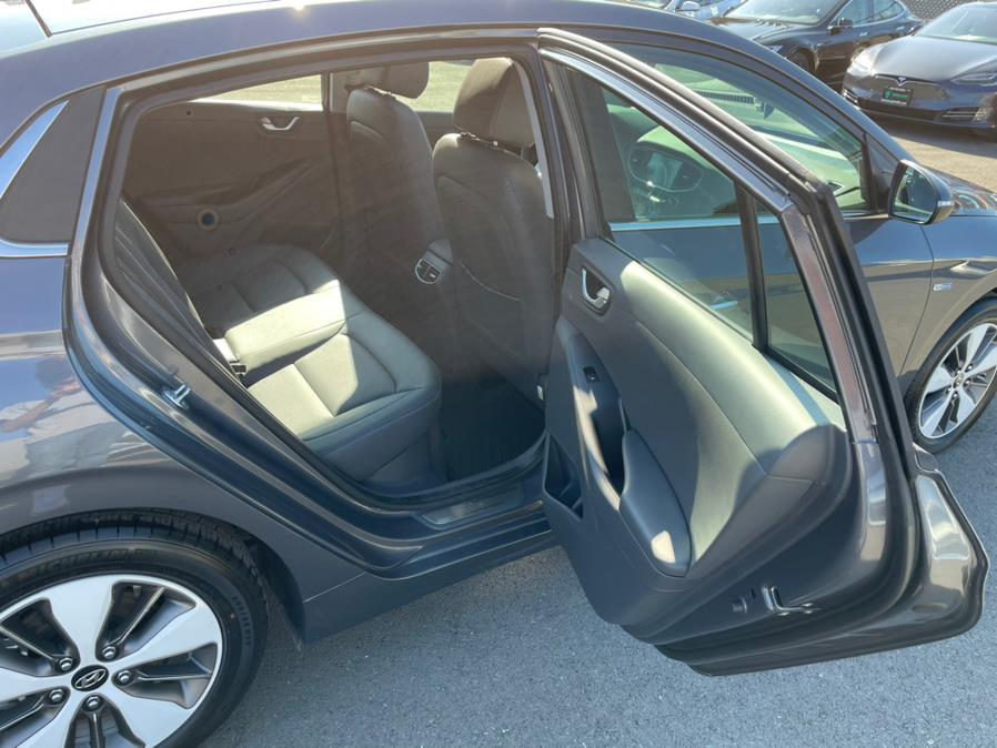 Used Hyundai Ioniq Plug-In Hybrid Limited 2019 | Green Light Auto Wholesale. Daly City, California Used Hyundai Ioniq Plug-In Hybrid Limited 2019 | Green Light Auto Wholesale. Daly City, California