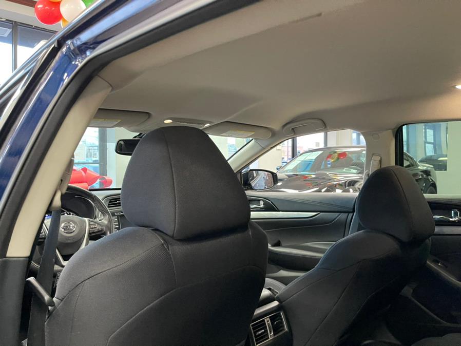 Used Nissan Maxima S 3.5L 2017 | 5 Towns Drive. Inwood, New York Used Nissan Maxima S 3.5L 2017 | 5 Towns Drive. Inwood, New York
