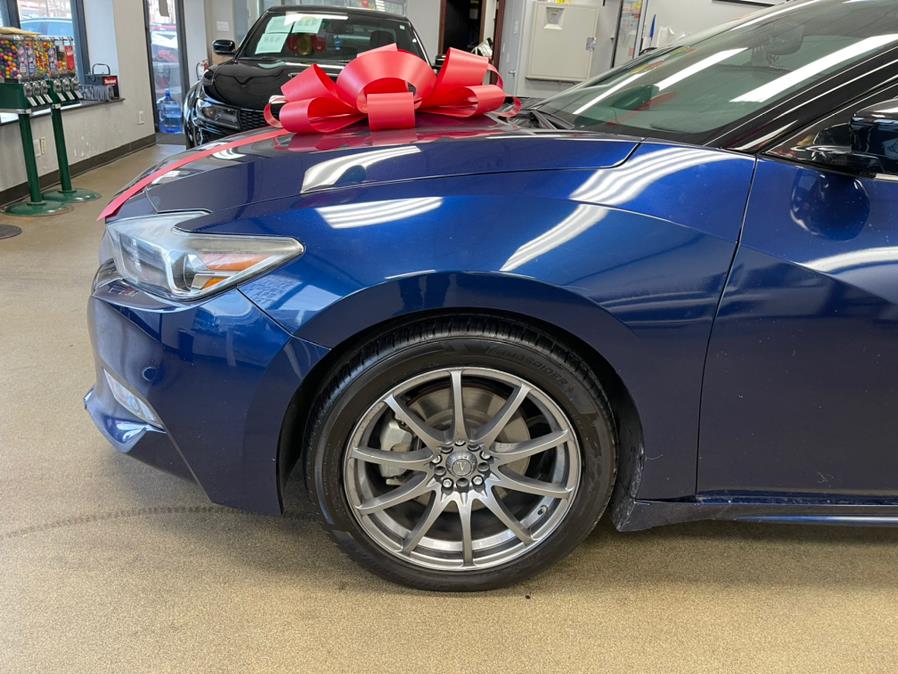 Used Nissan Maxima S 3.5L 2017 | 5 Towns Drive. Inwood, New York Used Nissan Maxima S 3.5L 2017 | 5 Towns Drive. Inwood, New York