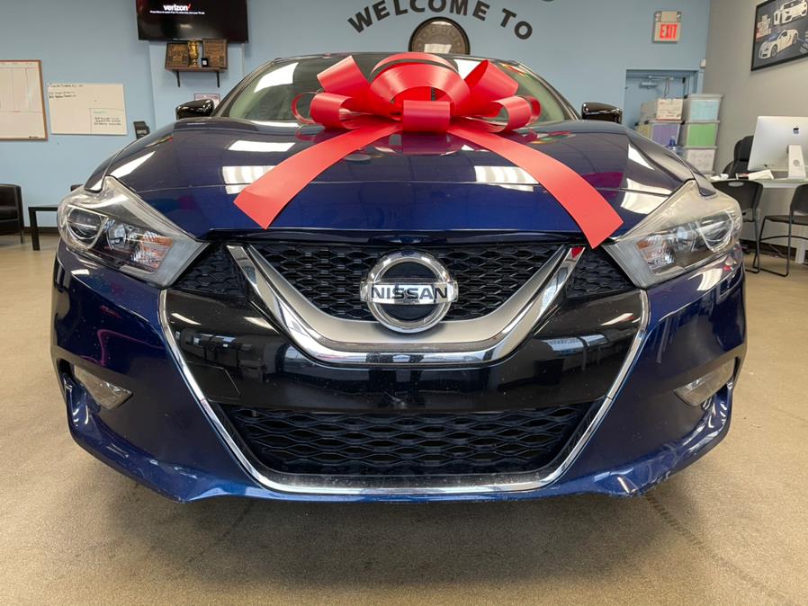 Used Nissan Maxima S 3.5L 2017 | 5 Towns Drive. Inwood, New York Used Nissan Maxima S 3.5L 2017 | 5 Towns Drive. Inwood, New York