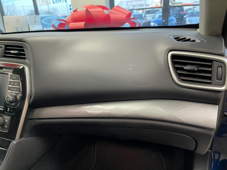 Used Nissan Maxima S 3.5L 2017 | 5 Towns Drive. Inwood, New York Used Nissan Maxima S 3.5L 2017 | 5 Towns Drive. Inwood, New York