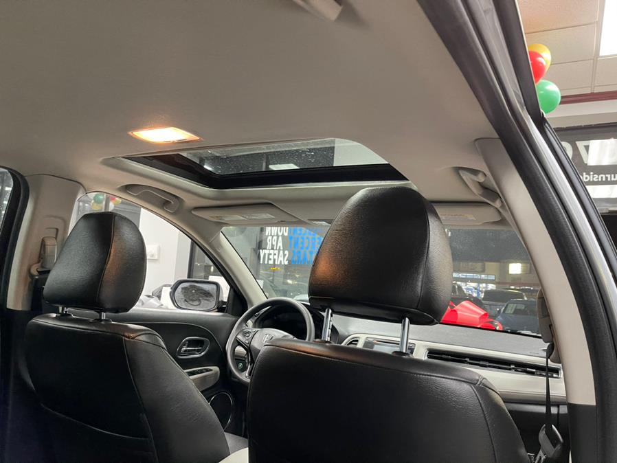 Used Honda HR-V EX AWD CVT 2018 | 5 Towns Drive. Inwood, New York Used Honda HR-V EX AWD CVT 2018 | 5 Towns Drive. Inwood, New York