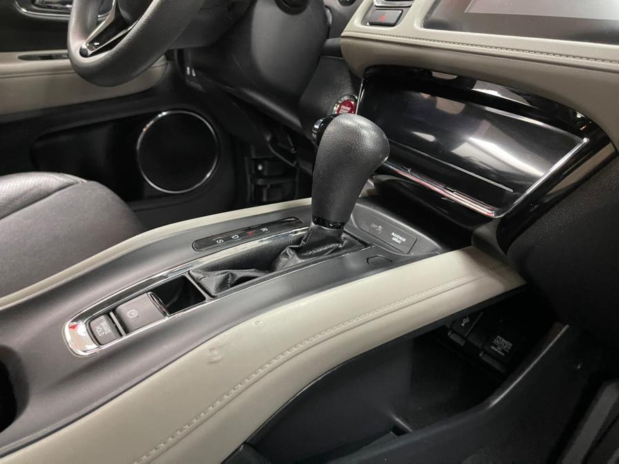 Used Honda HR-V EX AWD CVT 2018 | 5 Towns Drive. Inwood, New York Used Honda HR-V EX AWD CVT 2018 | 5 Towns Drive. Inwood, New York